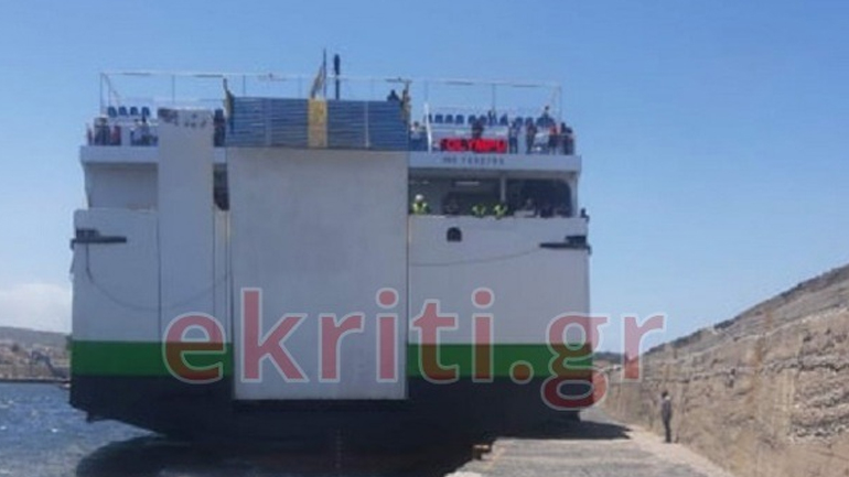 Ισχυροί άνεμοι στην Κρήτη δεν αφήνουν καπετάνιο να δέσει πλοίο με 117 επιβάτες