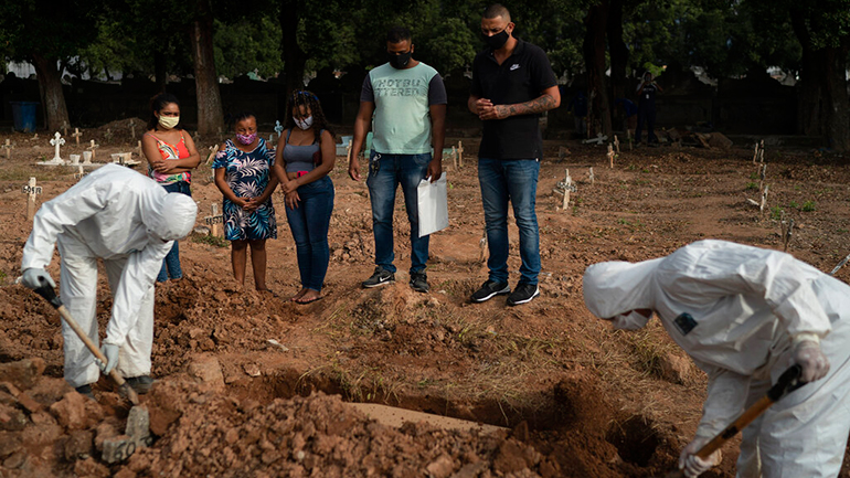 Βραζιλία: 904 νέοι θάνατοι σε 24 ώρες