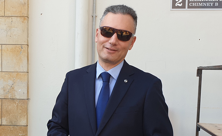 Ο Γιάννης Μεθενίτης