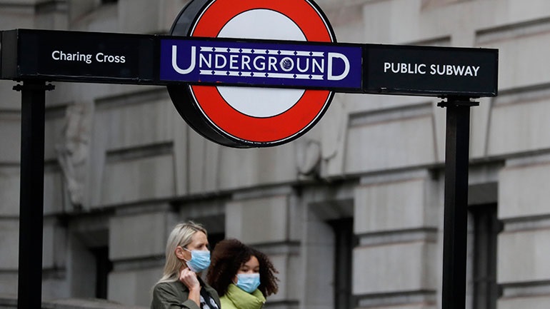 Βρετανία: Οι ταξιδιώτες από το εξωτερικό μπαίνουν από σήμερα σε καραντίνα 14 ημερών