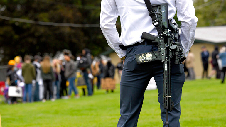 ΗΠΑ: Τα περισσότερα μέλη του ΔΣ της Μινεάπολης θέλουν «να διαλυθεί» η αστυνομία της πόλης