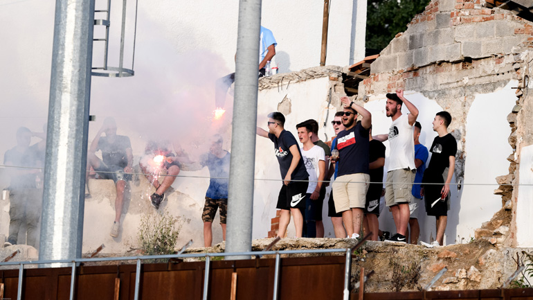 Στις ταράτσες για να δουν το Λαμία-Παναιτωλικός