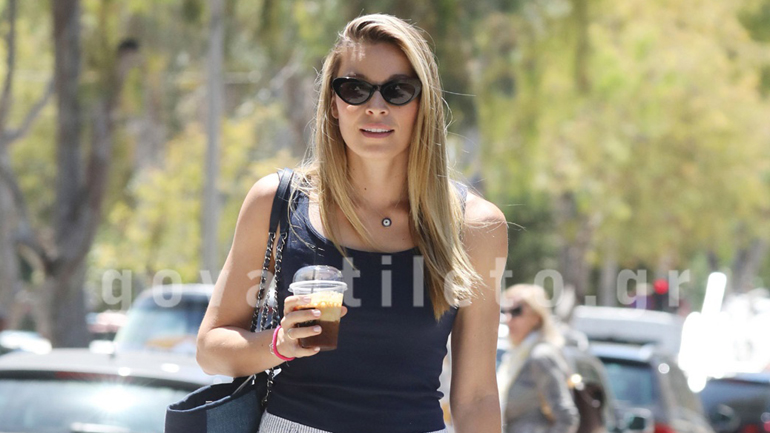 Μαριέττα Χρουσαλά: Για ψώνια στη Γλυφάδα με καλοκαιρινό look