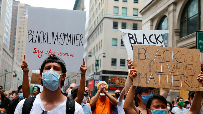 Λος Άντζελες: «Δεν θα διωχθούν όσοι παραβίασαν την απαγόρευση κυκλοφορίας»