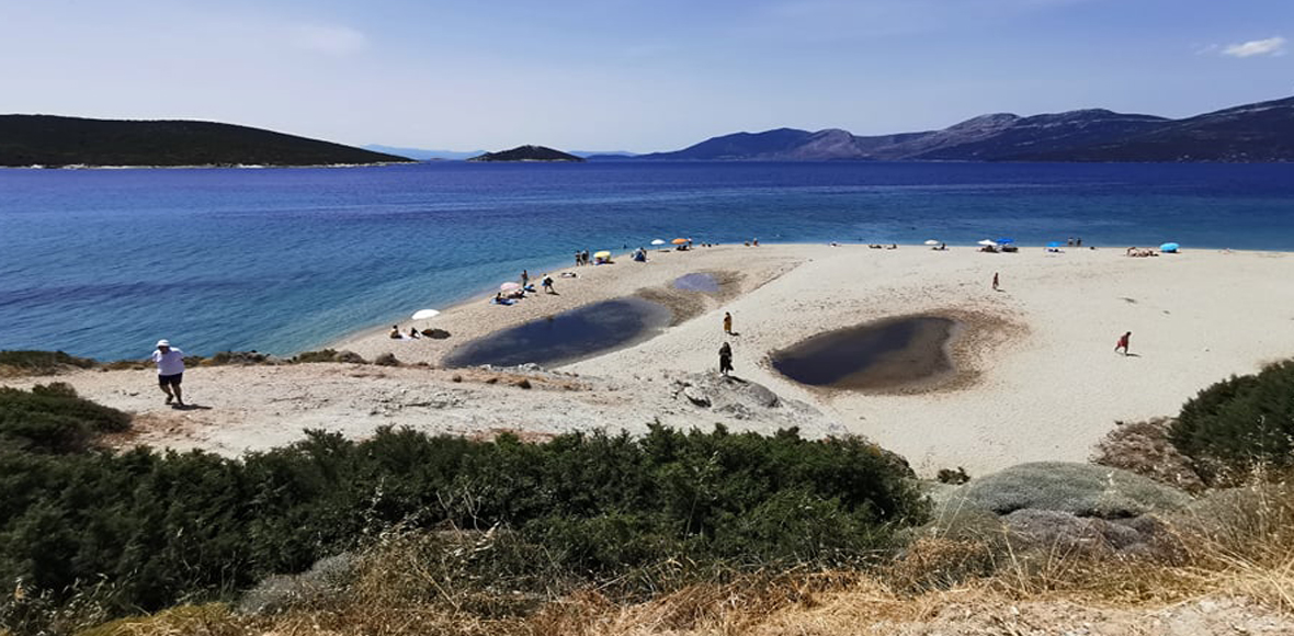 Η παραλία μας που ταξίδεψε στον κόσμο