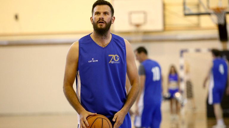 Μπάσκετ: Συνεχίζει για τέταρτη σεζόν στον Ηλυσιακό ο Φώτσης