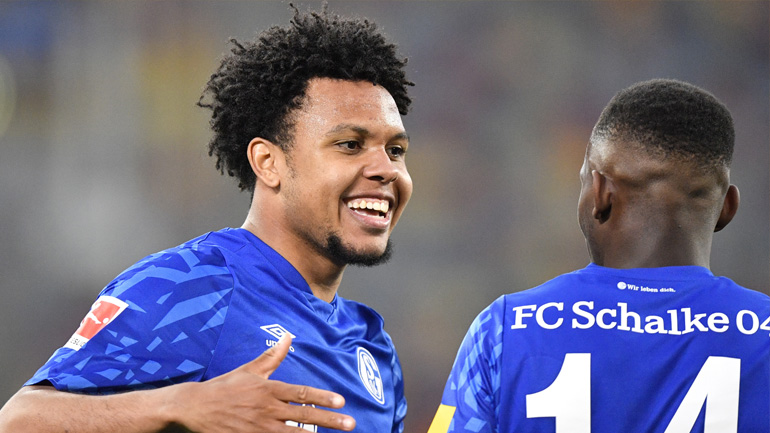 Σάλκε: Ο ΜακΚένι χαρακτήρισε ρατσιστή τον Τραμπ