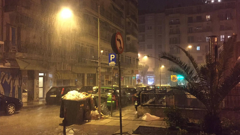 Μικροπροβλήματα από την κακοκαιρία στη Θεσσαλονίκη