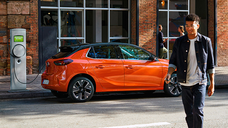 Δεν επαρκούν οι σταθμοί φόρτισης ηλεκτρικών οχημάτων στην Ευρώπη