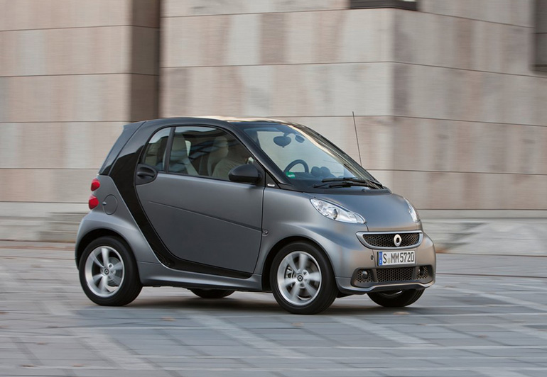 To Smart πάει σαν μεταχειρισμένα πολύ καλά... (στη φωτό το μοντέλο του 2013)