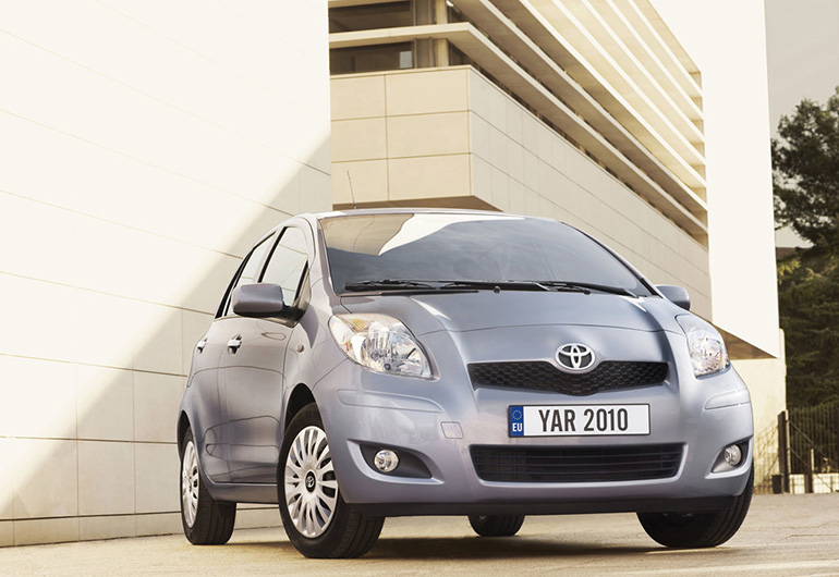 Τα περισσότερα μεταχειρισμένα που άλλαξαν χέρια ήταν Toyota (στη φωτό το Yaris του 2010)