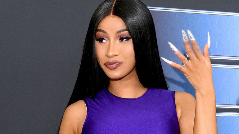 Η αγαπημένη diy συνταγή της Cardi B για full ενυδατωμένα μαλλιά