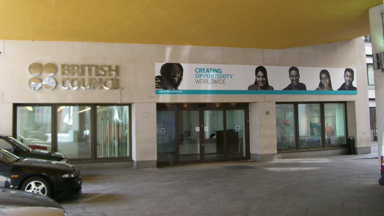 Βρετανία: Το British Council απειλείται με πτώχευση λόγω κορωνοϊού