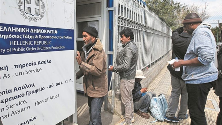 Καλύτερη η εικόνα έξω από την Υπηρεσία Ασύλου