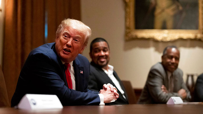 ΗΠΑ: Ο Τραμπ θα αποδεχτεί το προεδρικό χρίσμα των Ρεπουμπλικανών στο Τζάκσονβιλ στη Φλόριντα