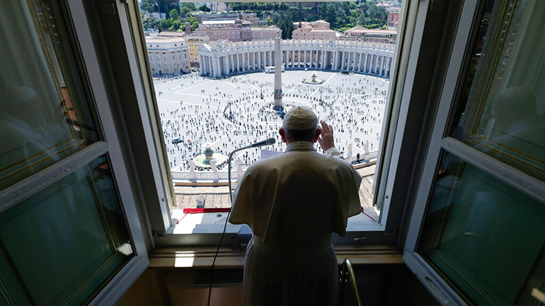 Μετά την πανδημία, ο Πάπας Φραγκίσκος καλεί την ανθρωπότητα να απλώσει το χέρι στους φτωχούς