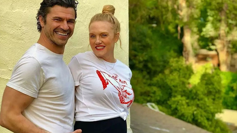 O Χρήστος Βασιλόπουλος έγινε μπαμπάς – Οι πρώτες εικόνες από το μαιευτήριο