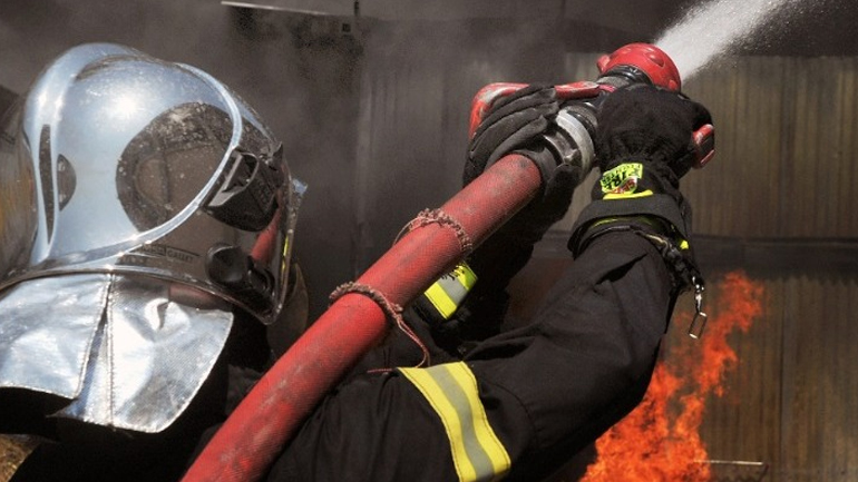 Φωκίδα: Φωτιά στην Ιερά Μονή Βαρνάκοβας