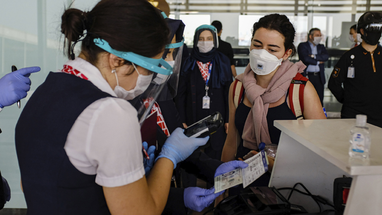 Handelsblatt: Πολιτικά τα κίνητρα της γερμανικής ταξιδιωτικής απαγόρευσης για την Τουρκία