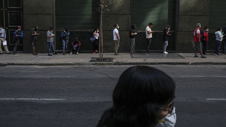 Χιλή-Covid-19: Παρατάθηκε για τρεις μήνες η «κατάσταση καταστροφής»