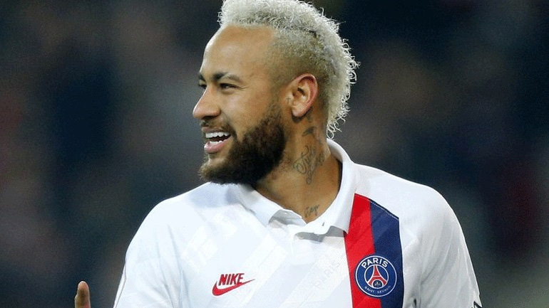 Στιγμές χαλάρωσης στο Σεν Τροπέ για τον Νεϊμάρ παρέα με τον Βεράτι