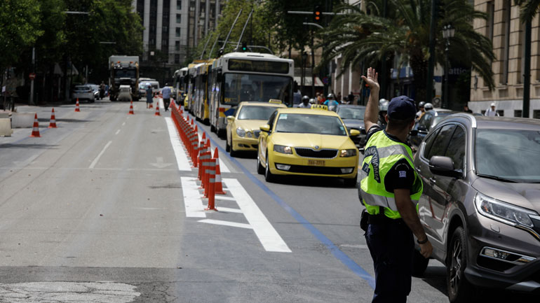 «Athens is Back» με κλειστούς δρόμους και κυκλοφοριακό έμφραγμα