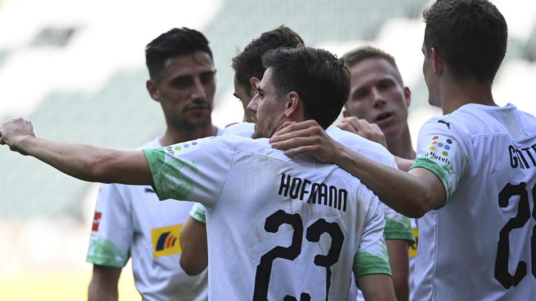 «Περίπατος» της Γκλάντμπαχ, 3-0 τη Βόλφσμπουργκ