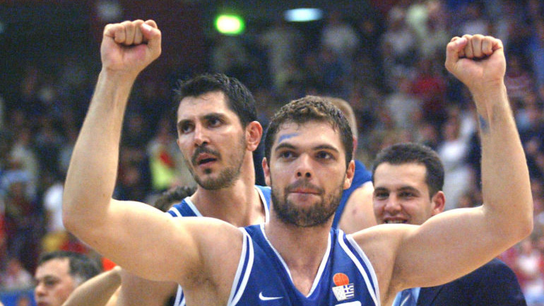 «Ζήσε Αθλητικά» με Δημήτρη Παπανικολάου στην Ηλεία και με Εύα Χριστοδούλου στην Πετρούπολη