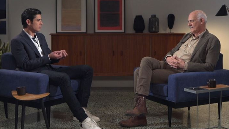 Η αφοπλιστική απάντηση του Γιώργου Κιμούλη όταν ρωτήθηκε αν θα έπαιζε στις «Άγριες Μέλισσες»