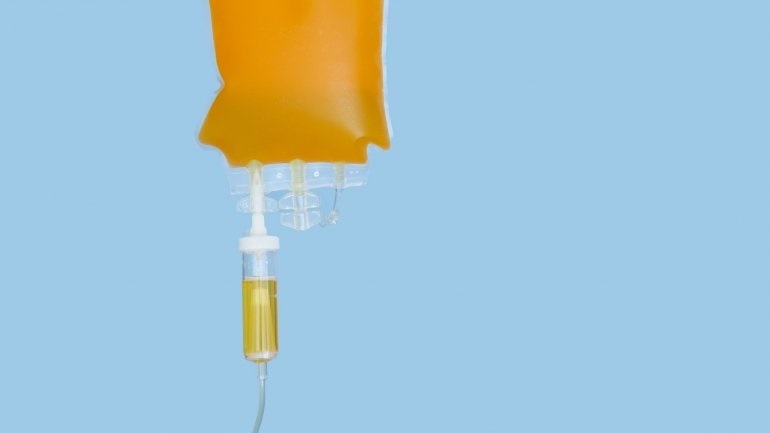 Νεότερα δεδομένα για τη χορήγηση πλάσματος από αναρρώσαντες ασθενείς με COVID-19