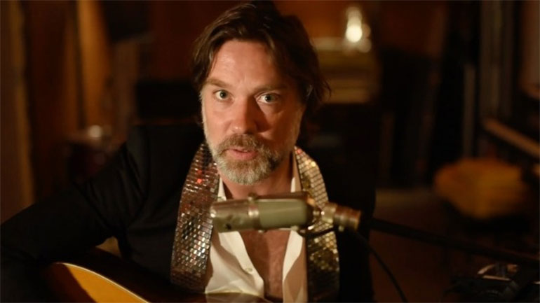 Δύο νέα τραγούδια από το αναμενόμενο άλμπουμ του Rufus Wainwright