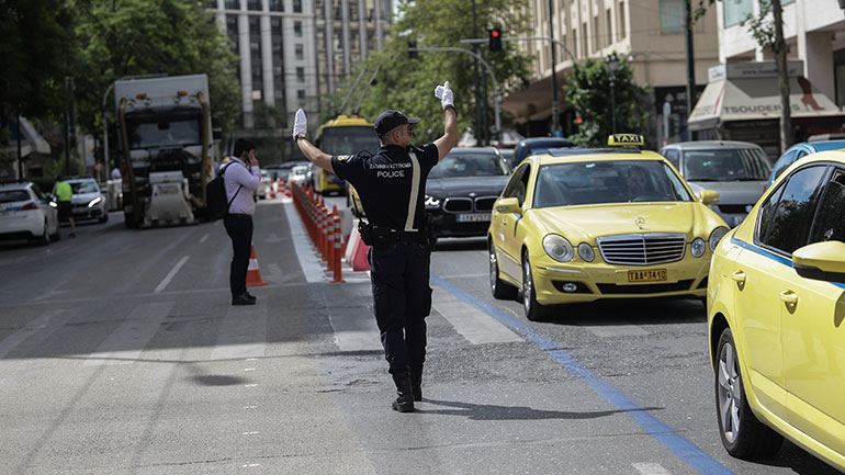 Αθήνα: Διακοπή κυκλοφορίας των οχημάτων λόγω θραύσης αγωγού ύδρευσης