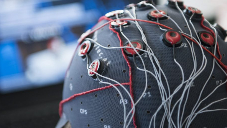 Επιστήμονες δημιούργησαν βιοϋβριδική τεχνητή σύναψη εγκεφάλου που επικοινωνεί με τα εγκεφαλικά κύτταρα