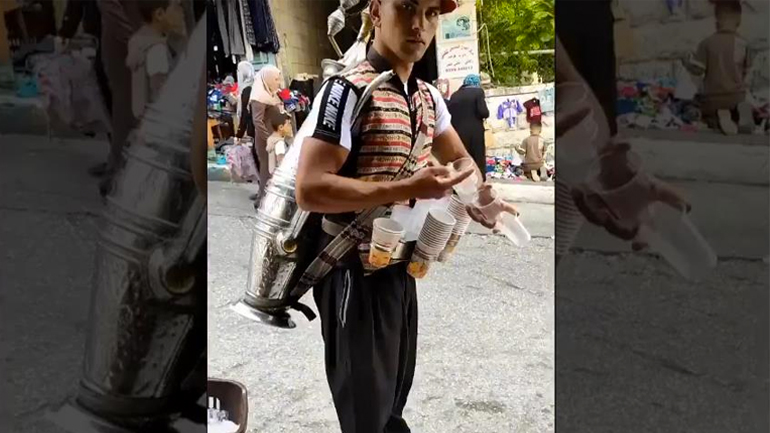 Πέντε καφέδες, παρακαλώ