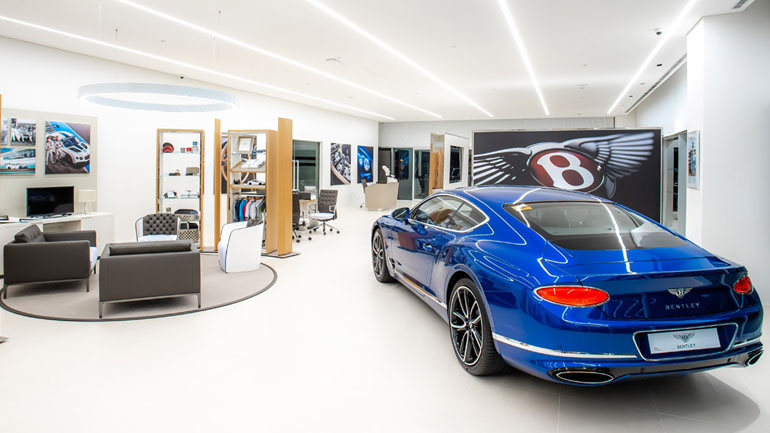 Η Bentley έχει τη δική της σειρά επίπλων