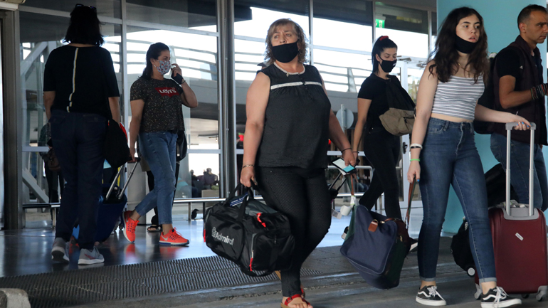 Τράπεζα της Ελλάδας: Μειωμένα κατά 51,4% τα έσοδα από τον τουρισμό στο 4μηνο