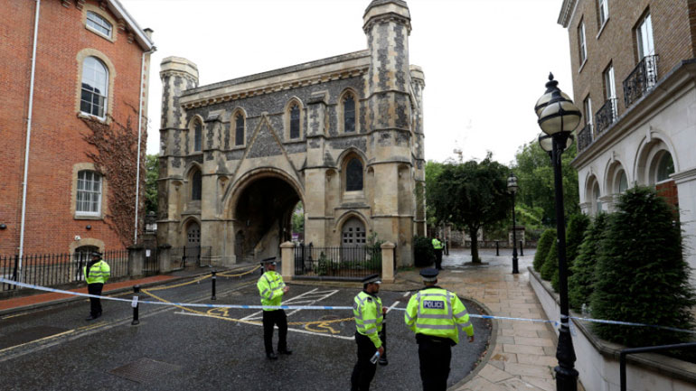 Χειροπέδες σε Λίβυο για την επίθεση με μαχαίρι στο Ρέντινγκ