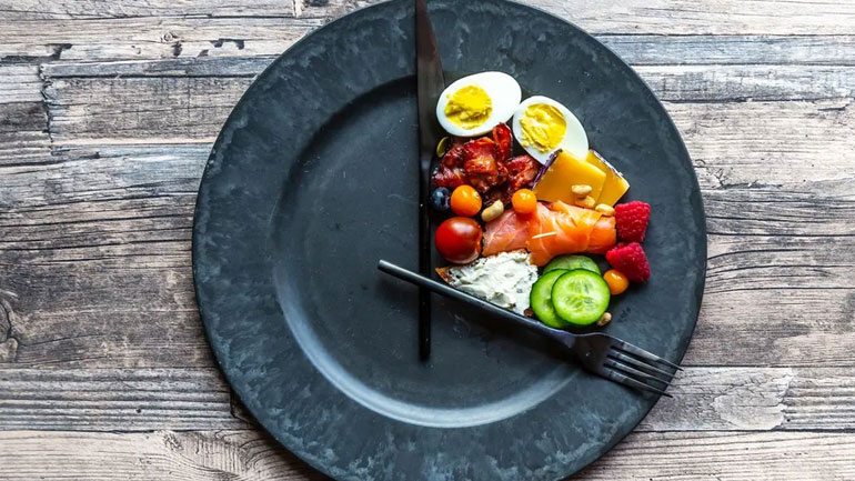 Τα ροφήματα που μπορείτε να πίνετε τις ώρες που δεν τρώτε στη διαλειμματική νηστεία