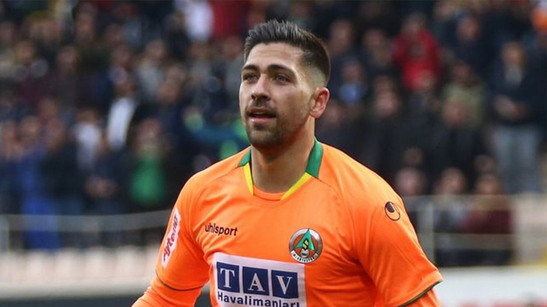 Φοβερό buzzer beater από τον Μπακασέτα – Σκόραρε στο 95′ και έριξε από την κορυφή την Τράμπζονσπορ Φοβερό buzzer beater από τον Μπακασέτα – Σκόραρε στο 95′ και έριξε από την κορυφή την Τράμπζονσπορ