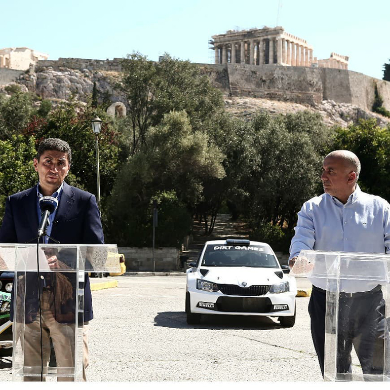 Ο Υφυπουργός Πολιτισμού και Αθλητισμού Λευτέρης Αυγενάκης (αριστερά) και ο Τάκης Πουρναράκης