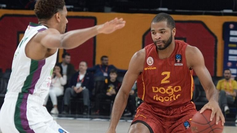 Μπάσκετ: «Αγκαλιά» με τον Χάρισον ο Ολυμπιακός