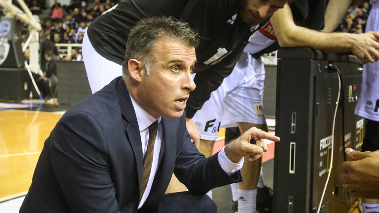 Μπάσκετ: Παραμένει στον πάγκο του ΠΑΟΚ ο Μέξας