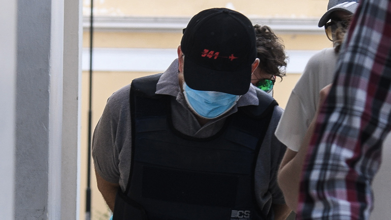 Ομολόγησε ότι δεν είναι γιατρός: «Ζητώ συγγνώμη, είμαι εμπειρικός βοτανολόγος»