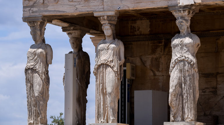 Guardian: «Η Ελλάδα θέλει πίσω τα γλυπτά του Παρθενώνα»