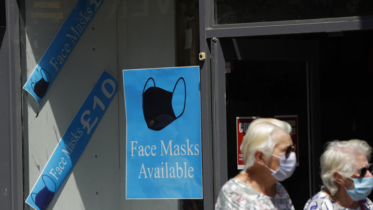 Βρετανία: Χαλάρωση των περιορισμών και για τις ευάλωτες ομάδες