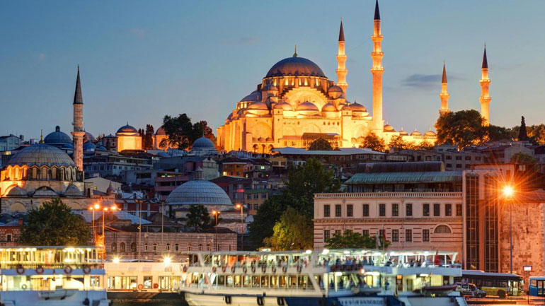 Μια «πολιτική» ταξιδιωτική οδηγία για την Τουρκία