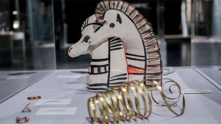 «ΔΙΑΧΡΟΝΙΕΣ»: Μια συνομιλία των συλλογών του Διαχρονικού Μουσείου Λάρισας με σύγχρονους Έλληνες εικαστικούς