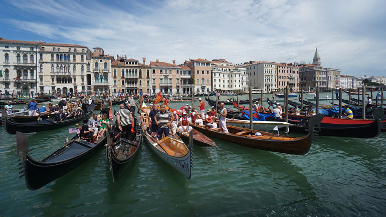 Ιταλία: Οι γιατροί εκφράζουν την ανησυχία τους για ένα δεύτερο κύμα της επιδημίας στη χώρα