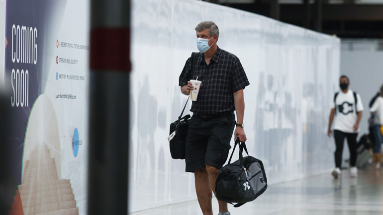 Γερμανία: Το Ινστιτούτο Robert Koch προειδοποιεί πως υπάρχει κίνδυνος για δεύτερο κύμα επιδημίας