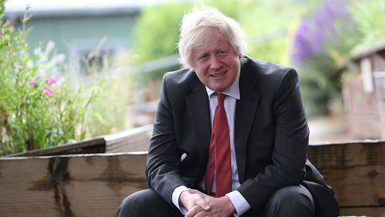 Ευρεία χαλάρωση του lockdown στη Βρετανία